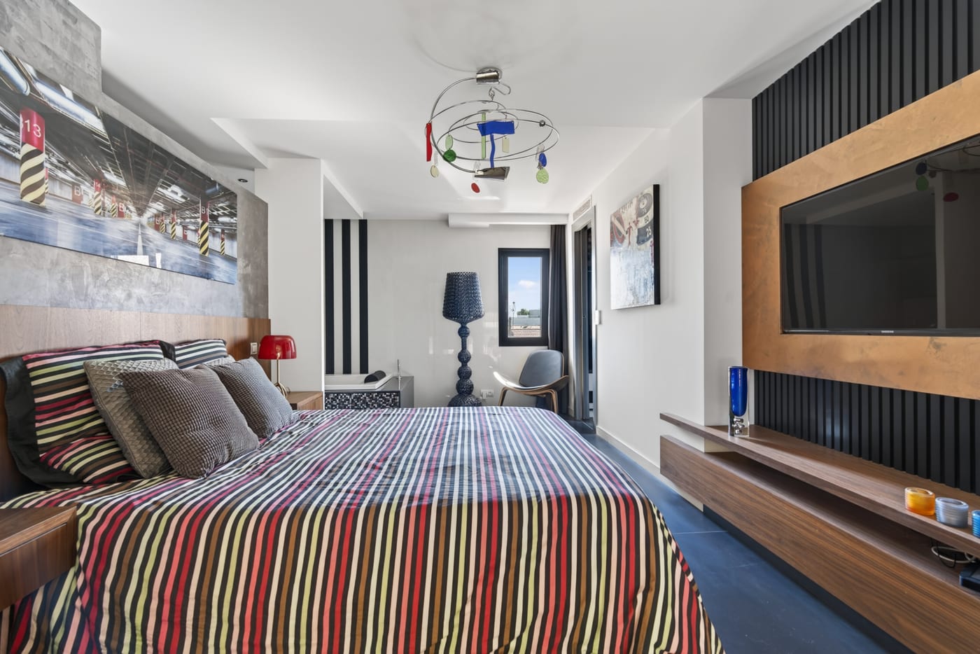 Master suite